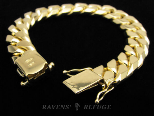 chunky chain link bracelet