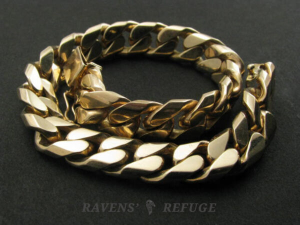 gold curb link bracelet