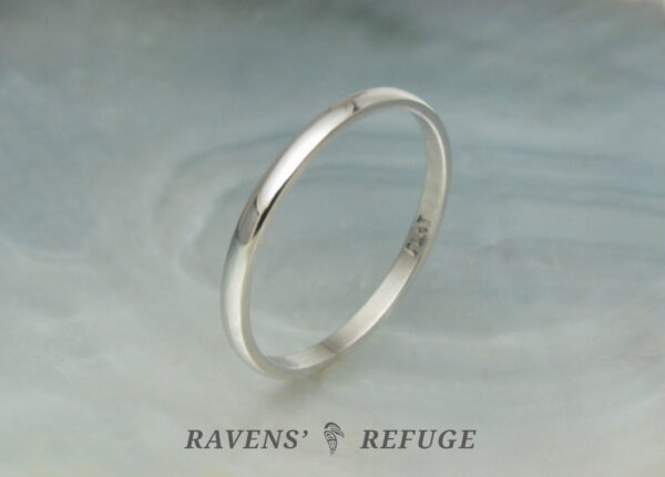 1.5mm wispy platinum ring