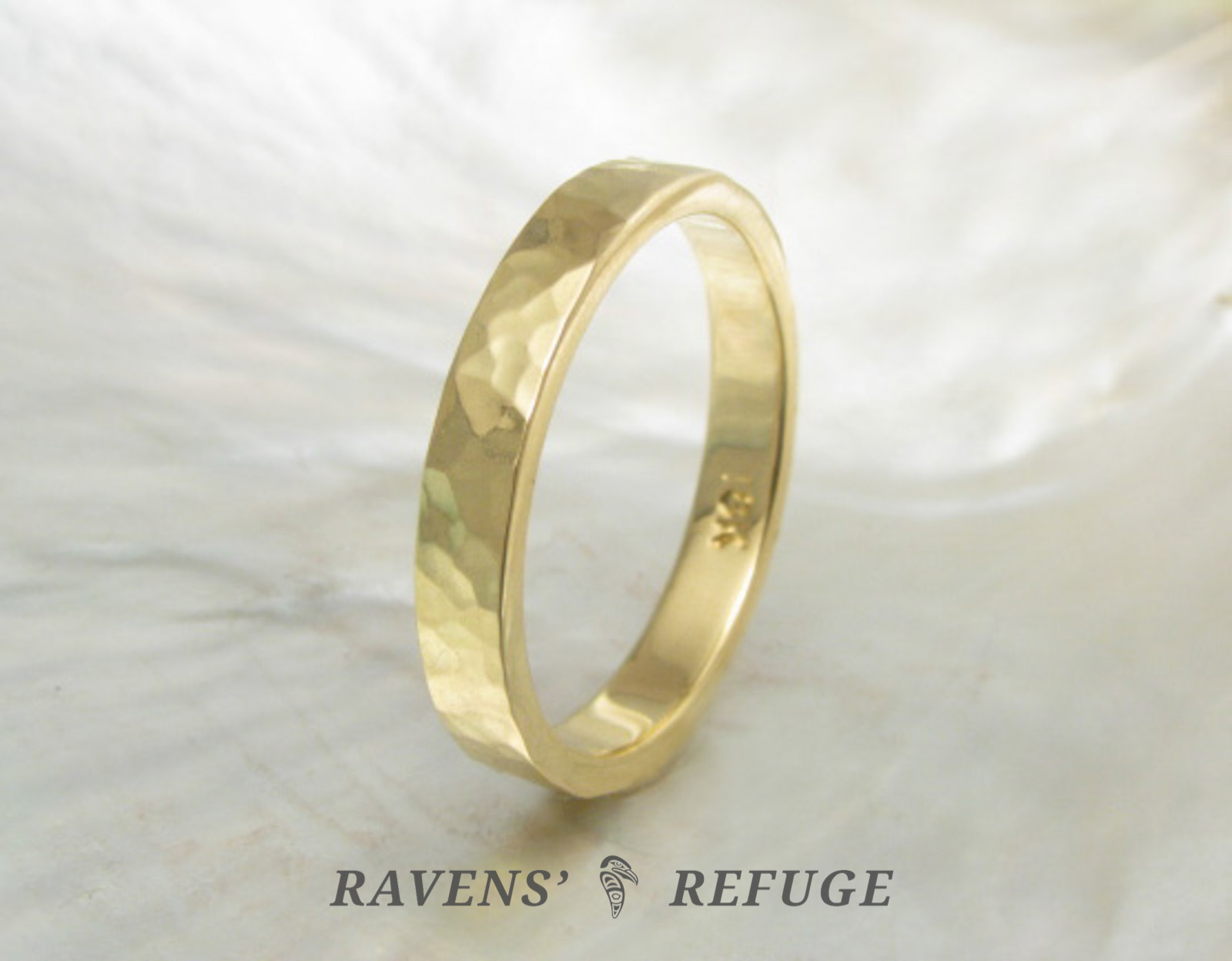 hammered 18k gold ring 3mm wedding band Ravens' Refuge