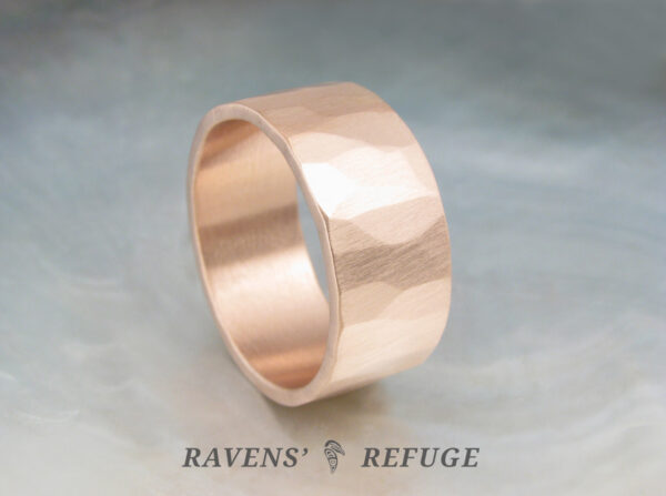 9mm wide men's band with hammered finish