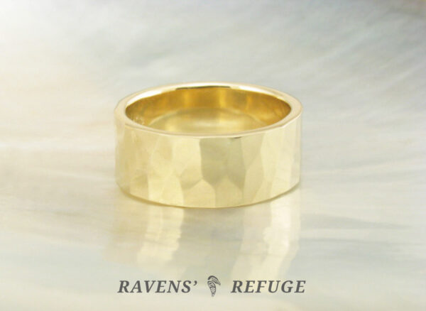 hammered gold ring 7mm wide