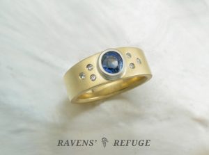 sapphire diamond band
