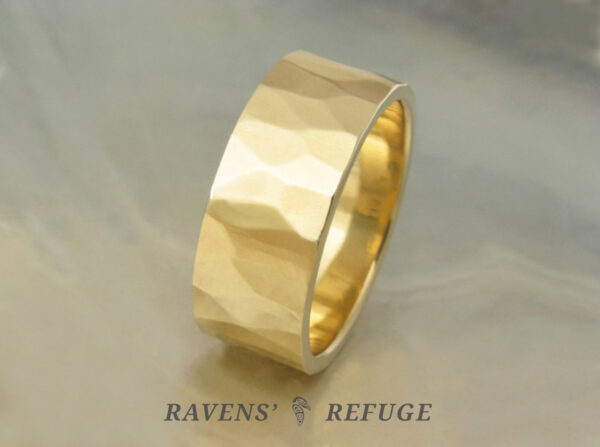 sustainable wedding band handmade in yellow gold