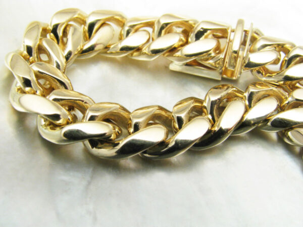 solid gold chain link bracelet