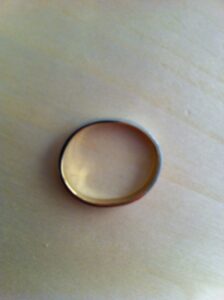 1mm thick ring bent within a week of marriage